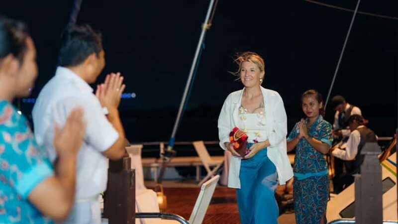 Bali/Benoa: 5-Course Romantic Evening Cruise With Live Music - FAQ