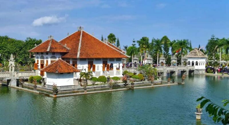 Bali: Customized East Bali Day Tour Including Transfer Hotel - Who benefits most from this tour?