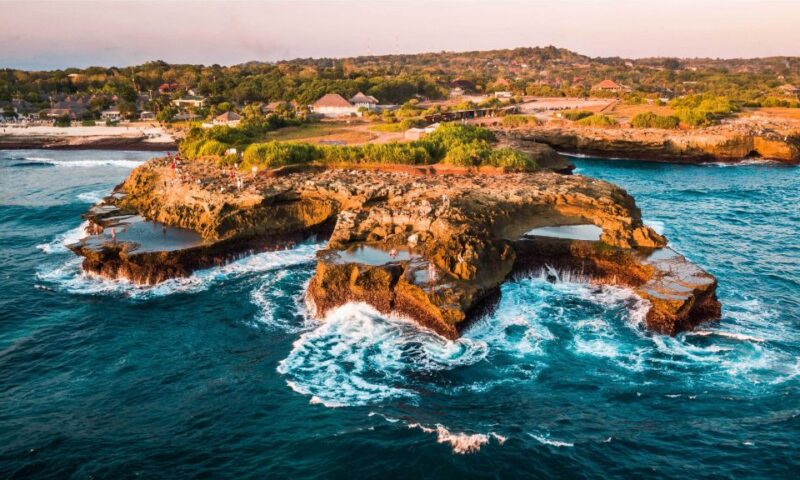 Bali: Day Trip to East Nusa Penida, Atuh & Diamond Beach - Transportation and Pickup