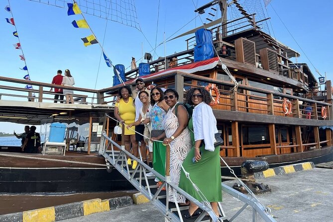 Bali Dinner Cruise & Uluwatu Temple Experience (Private & All-inclusive) - Key Points
