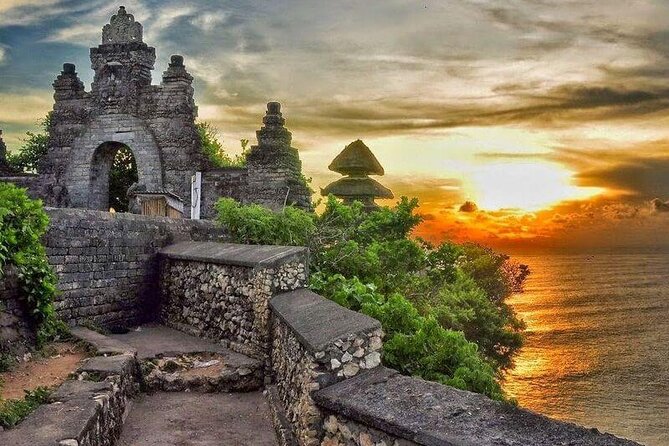Bali Dinner Cruise & Uluwatu Temple Experience (Private & All-inclusive) - Itinerary