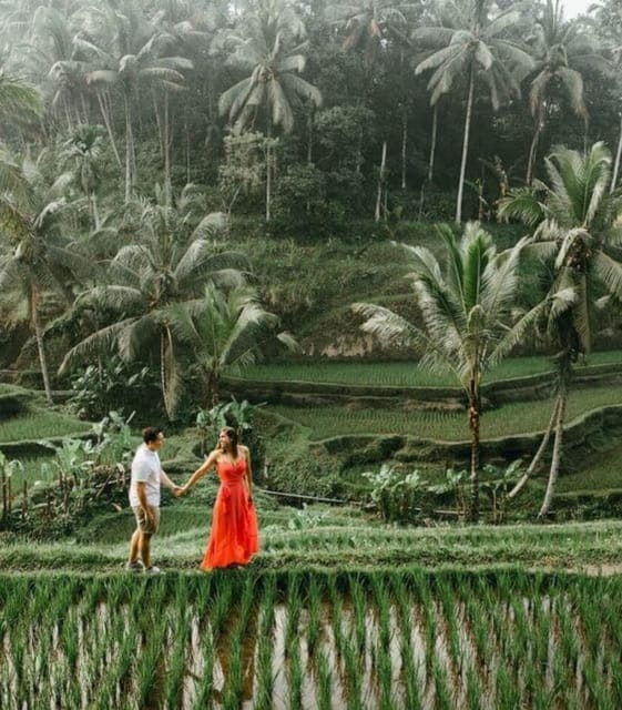 Bali: Explore Cultural Heritage and Bamboo Forest Tour - Exploring Pura Kehen Temple