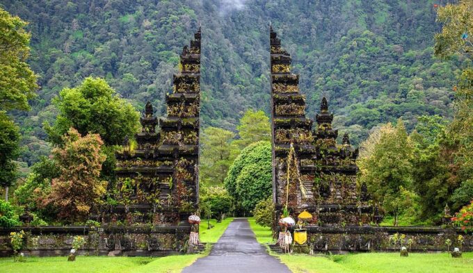 Bali : Famous Stop Handara, Jatiluwih,Secret Garden & Temple - Frequently Asked Questions