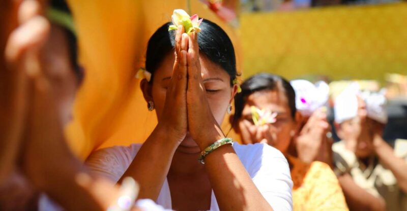 Bali: Full-Day Spiritual Cleansing and Shamanic Healing Tour - Spiritual Healing Experience