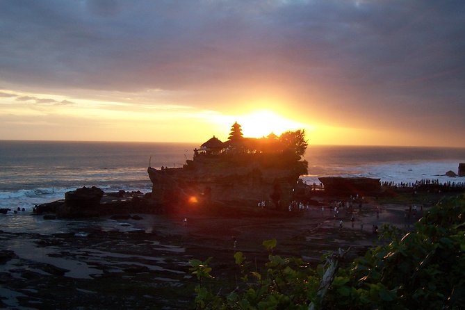 Bali Full Day Tours: Kintamani VOLCANO - Ubud - WATERFALL - TANAH LOT SUNSET - Accessibility and Participation