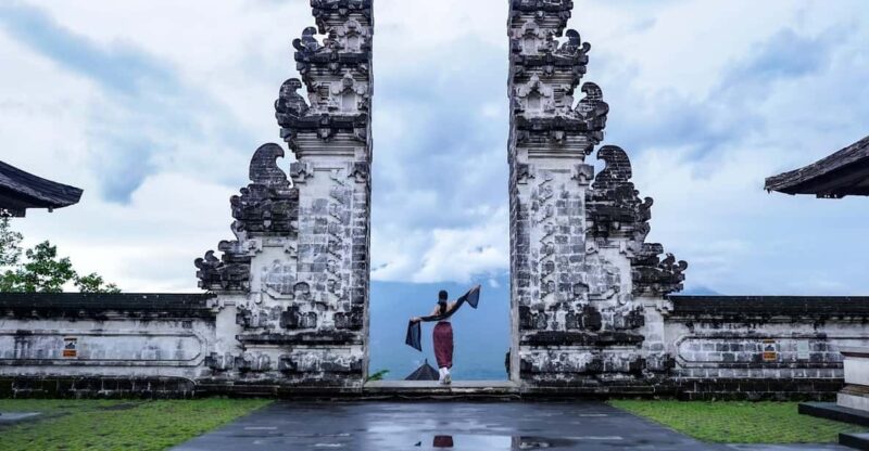 Bali: Gate of Heaven Tour With Photographer Bali - Itinerary Highlights