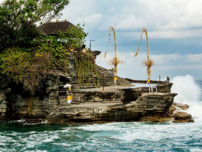 Bali: Green and Heritage West Trip Private Tour, Luxury Car - Experience and Comfort