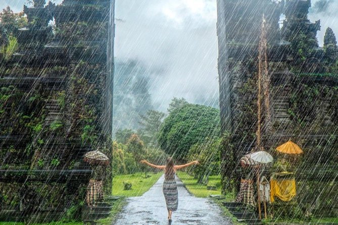 Bali Handara Gate and Wanagiri Hidden Hill With Banyumala Waterfall - Good To Know