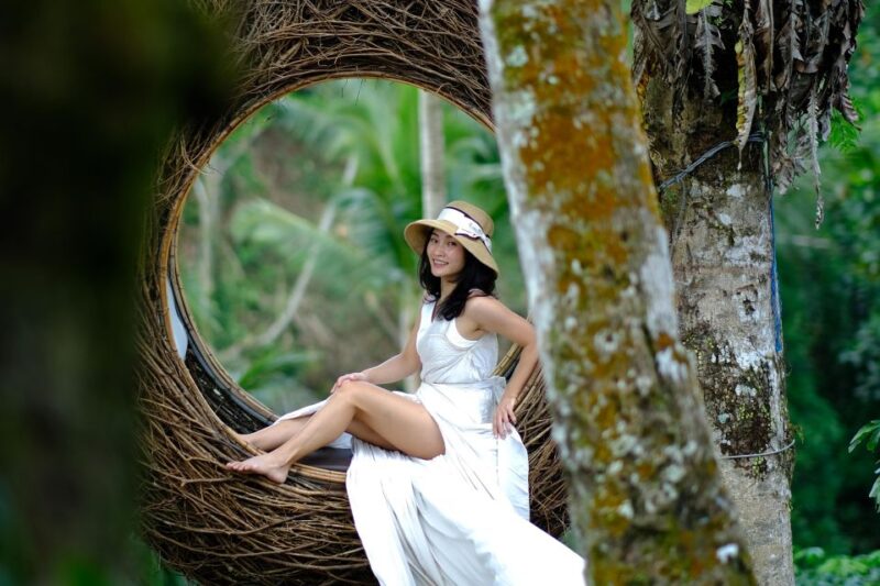 Bali: Heaven Swing, Beratan Temple, Rice Terrace - Key Points
