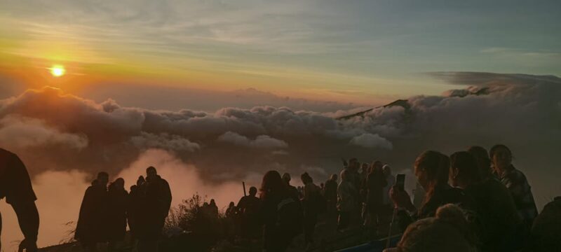 Bali :Highlight Mount Batur Sunrise Trekking - What to Bring