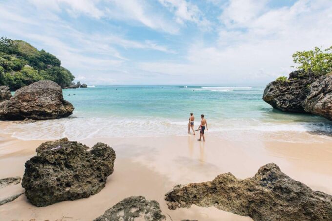 Bali: Highlights Uluwatu Temple & Southern Beaches Day Trip - Customer Reviews