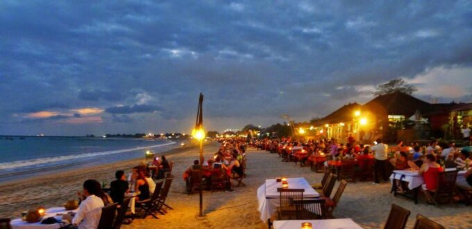 Bali: Higlights Padang-padang, Uluwatu Temple & Jimbaran - Frequently Asked Questions