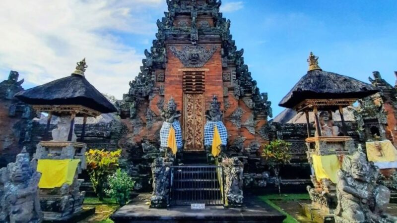 Bali: Historical Cultural Tour and Water Temple Purification - Itinerary Highlights