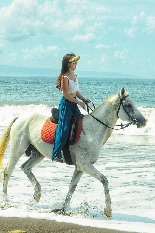 Bali : Horse Riding On The Beach - Key Points