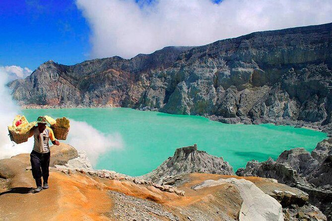 Bali-Ijen Blue Fire-Tumpaksewu Waterfall-Bromo-All Entrance Incl. - Key Points