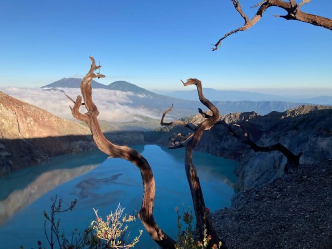 Bali: Ijen Crater Blue Fire Phenomenon 1-Day Tour - Safety Considerations