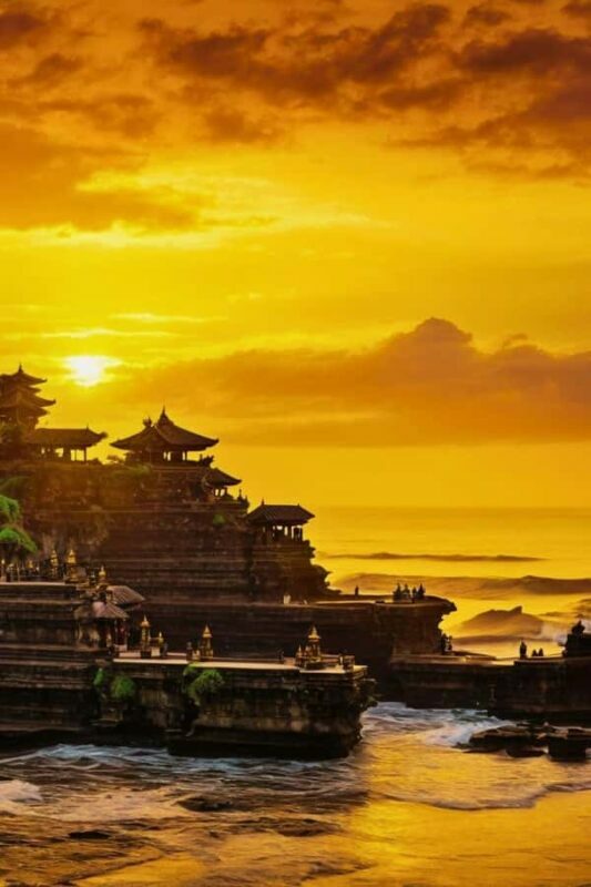 Bali: Jatiluwih UNESCO, Bratan Lake, Iconic Gate & Tanah Lot - Who Will Love This Tour?