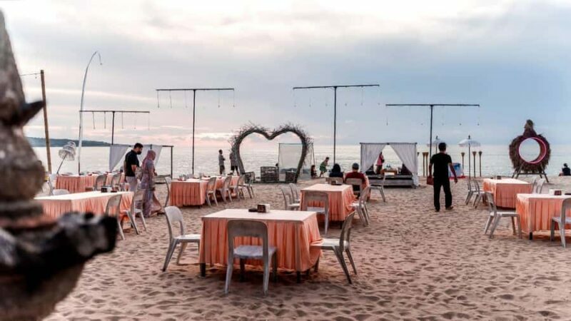 Bali: Jimbaran Bay Romantic Spa and Seafood Sunset Dinner - Who Is This Tour Best Suited For?