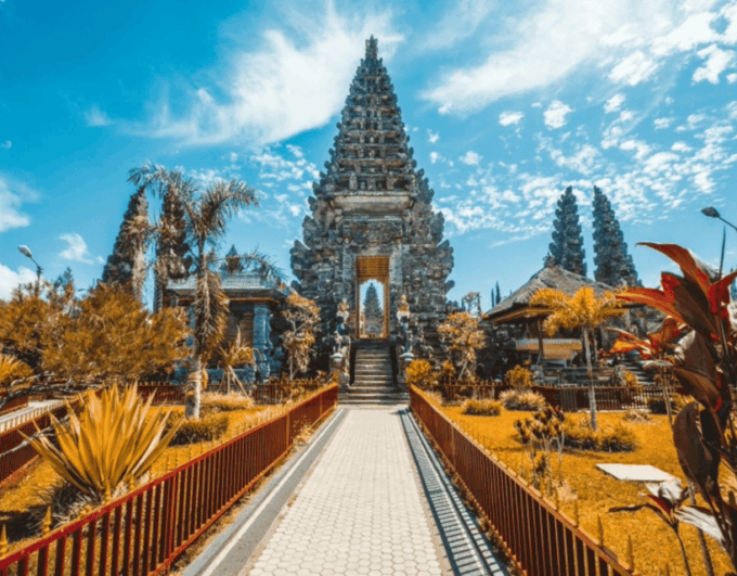 Bali Journey of The Soul: Trunyan Village Cemetery Tour - Burial Practices at Trunyan Village