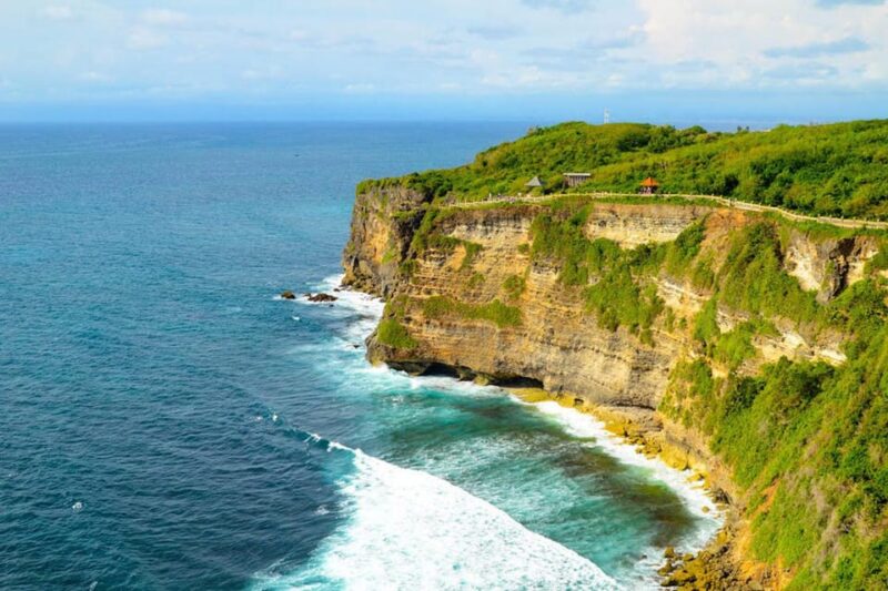Bali: Kecak Fire Dance Show & Uluwatu Temple Entry Ticket - Important Information