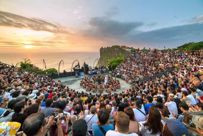 Bali: Kecak Fire Dance Show & Uluwatu Temple Entry Ticket - Kecak Fire Dance Performance