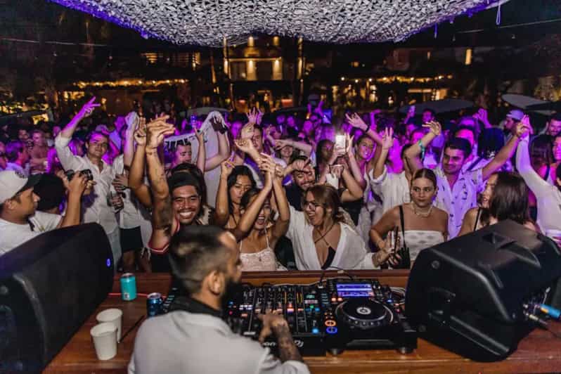 Bali: Kuta Night Life Tour - Inclusions and Logistics