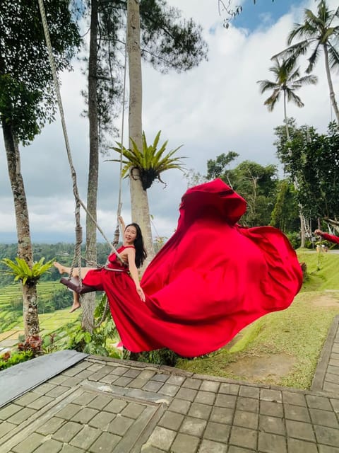 Bali: Lempuyang Heaven Gate With Traditional Dress - Key Points