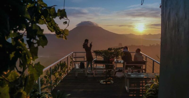 Bali: Lifestyle, Discover the Most Photogenic Spots in Bali - Key Points