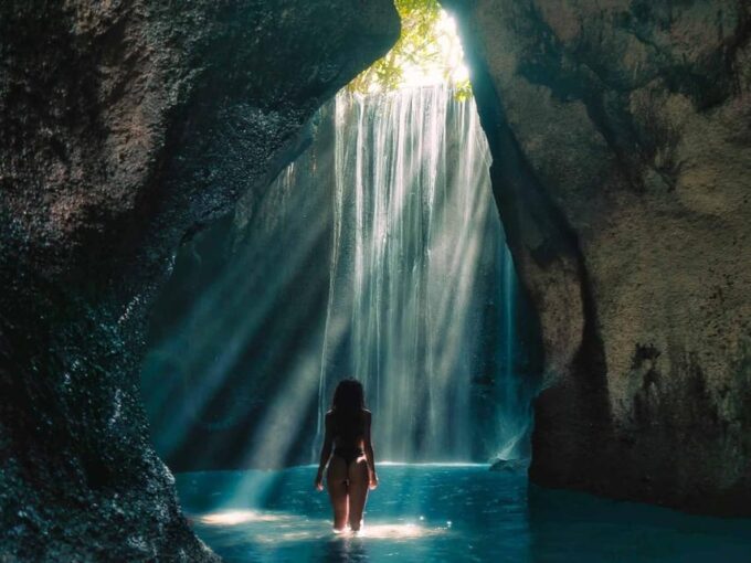 Bali: Lifestyle, Discover the Most Photogenic Spots in Bali - Experiencing Melukat Rituals