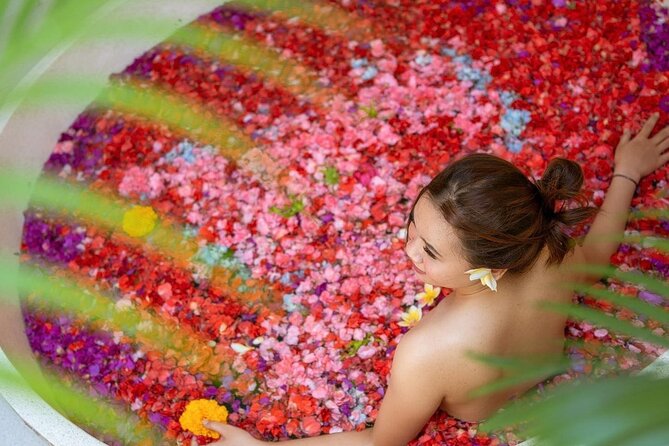 Bali Luxury Spa 2 Hour Treatment Massage and Flower Bath - Rejuvenating Body Scrub
