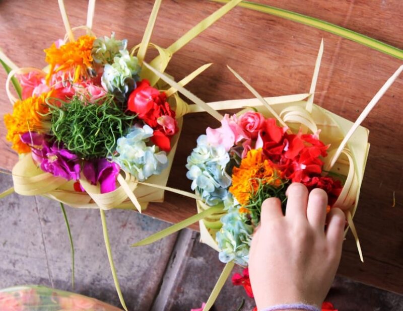 Bali: Making Canang Sari, Learning Balinese Musical & Dance - Participant Requirements