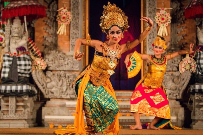 Bali: Making Canang Sari, Learning Balinese Musical & Dance - Balinese Musical Lesson