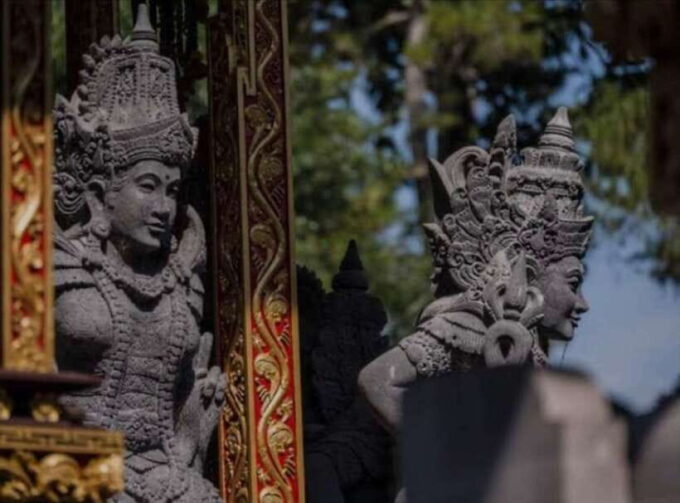 Bali: Monkey Forest, Rice Terrace, Water Temple, Waterfall - Tirta Empul Temple and Tegenungan Waterfall