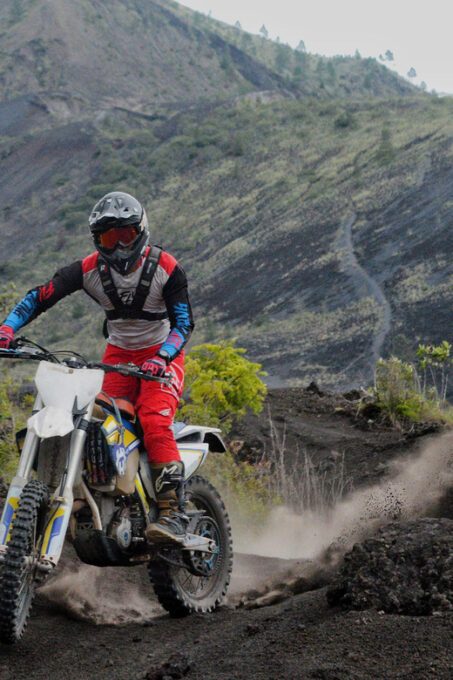 Bali: Mount Batur Dirt Bike Adventure With Lunch - Equipment and Attire
