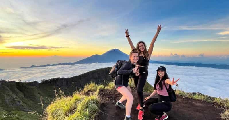 Bali: Mount Batur Sunrise Hiking With Breakfast & Guide Tour - Highlights