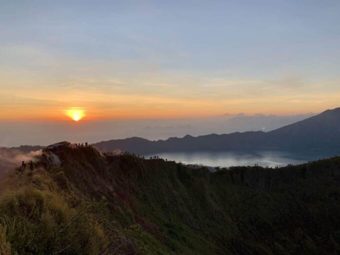 Bali: Mount Batur Sunrise Hiking With Breakfast & Guide Tour - Recap