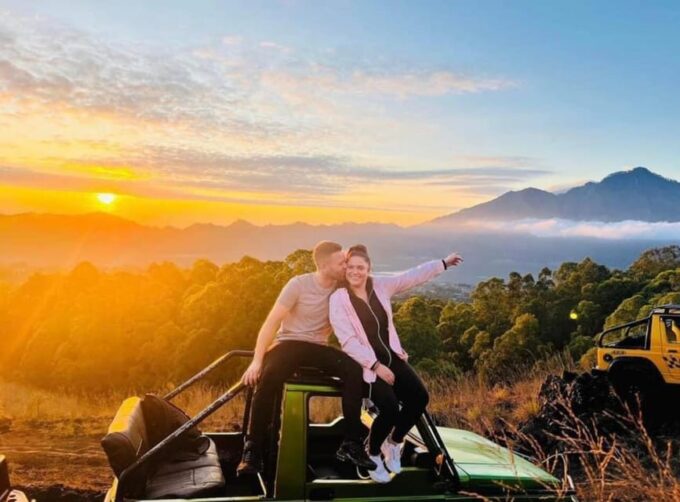 Bali : Mount Batur Sunrise Jeep & Hotspring All Inclusive - Jeep Tour Through Kintamani