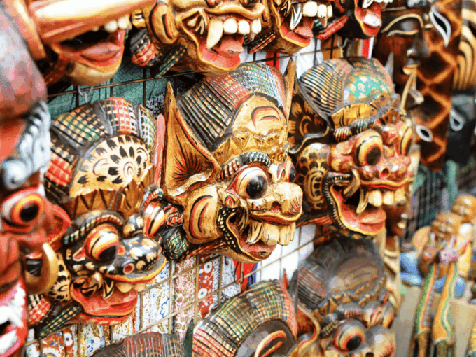 Bali: Nature Temple Tour With Sunset Magic Experience - Exploring Batuan Temple