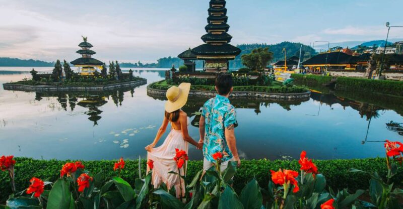 Bali : North Bali Instagramable, Gate, Waterfall, & More - Key Points