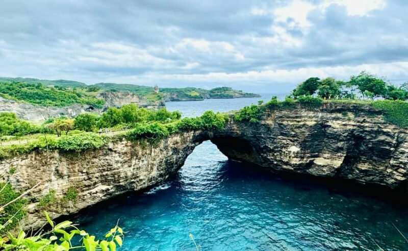 Bali: Nusa Penida: Private West Coast Excursion Full Package - Transport and Logistics: What Matters