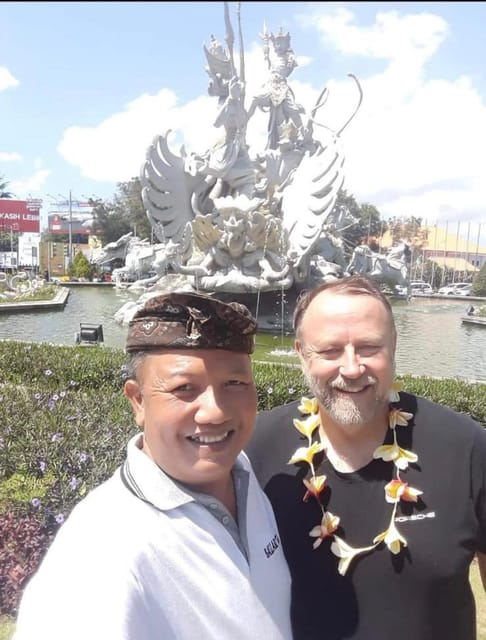 Bali : Padang Padang Beach , Kecak Dance & Jimbaran Dinner - Frequently Asked Questions
