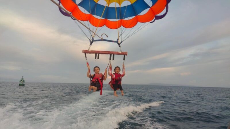 Bali: Parasailing Adventure Experience at Nusa Dua Beach - Sharing the Adventure
