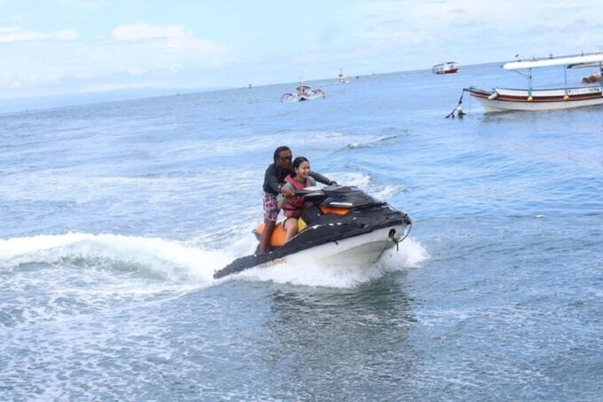 Bali: Parasailing, Jet Ski, Banana Boat & Water Blow - Professional Instructor/Guide