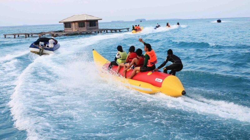 Bali: Parasailing, Jet Ski, Banana Boat & Water Blow Visit - Jet Ski Experience