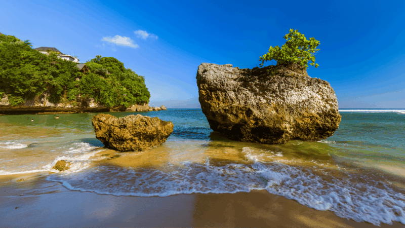 Bali: Parasailing, Jet Ski & Uluwatu Tour With Kecak Dance - Itinerary and Highlights