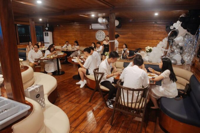 Bali Phinisi Cruise: Sailor Dinner Cruise Tickets - Frequently Asked Questions