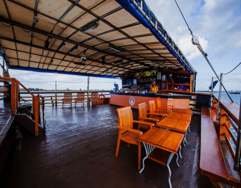Bali: Pirate Dinner Cruise With Shows, Games, and Music - Participant Suitability