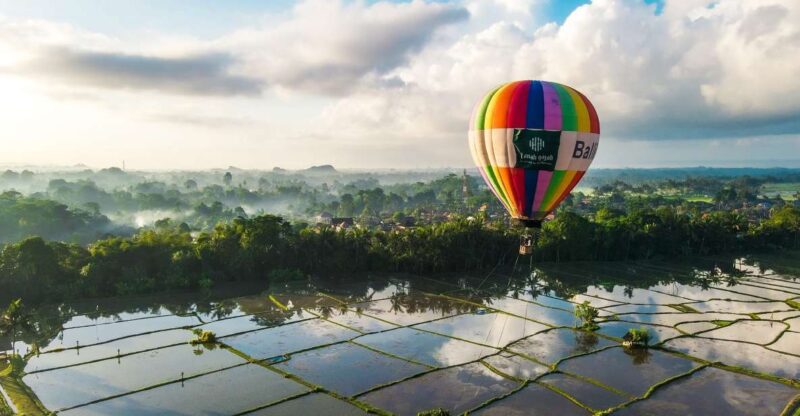 Bali: Private Hot-Air Balloon Ride - Experience Highlights
