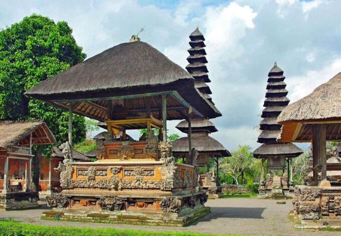Bali Private Tour Best Waterfall With Tanah Lot Temple - Nungnung Waterfall Visit