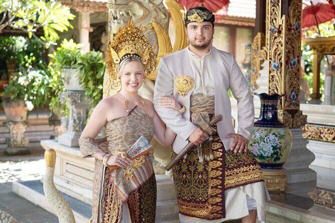 Bali Professional Photoshoot in Traditional Dress Outfit - What to Expect from the Bali Traditional Photoshoot